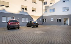 Garner Hotel Stuttgart - Zuffenhausen By Ihg